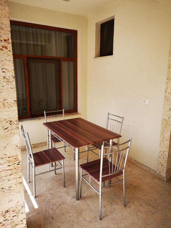 Brize Guest House Tuzla Exterior photo